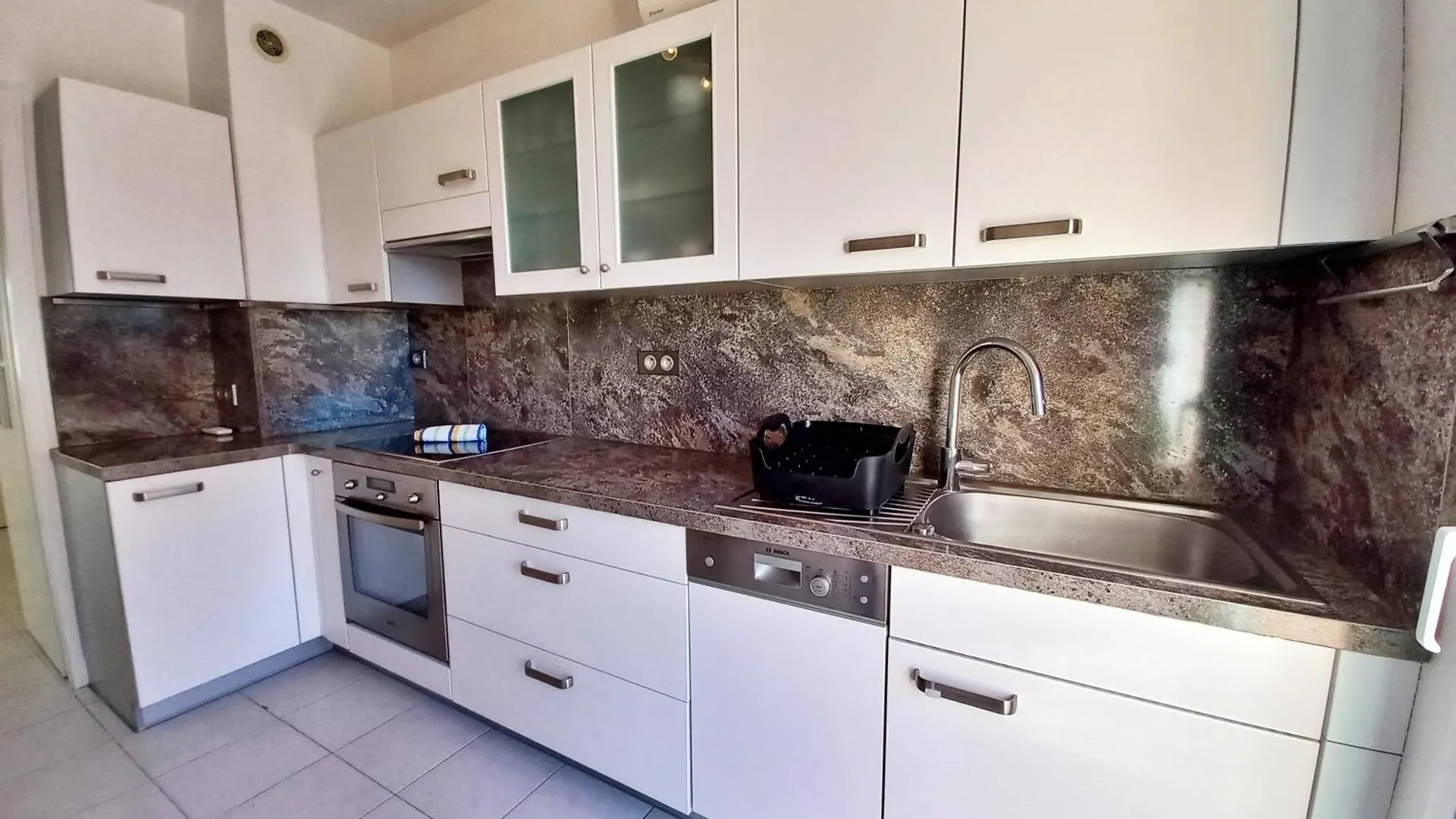 Appartement T4 92M2 Pour 6 Pers A 400M De La Plage Frejus France